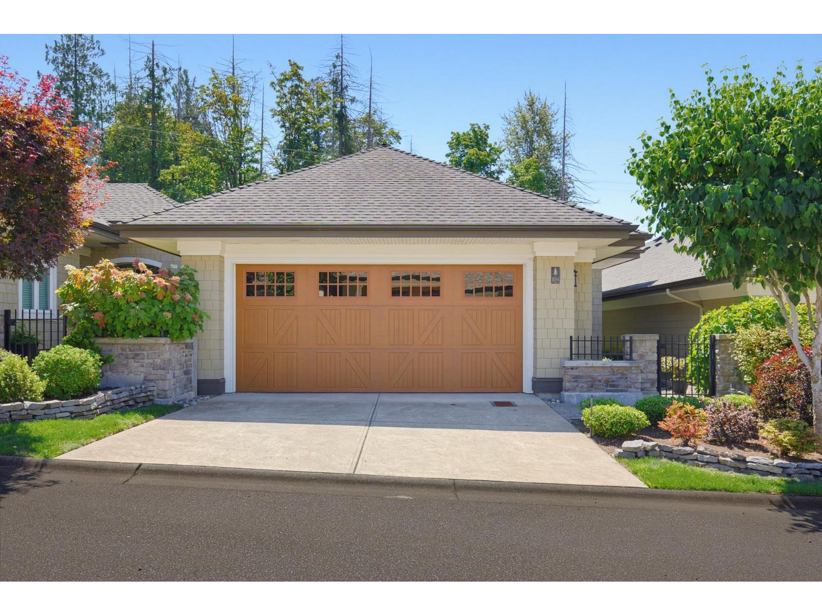 Property for sale at 104 21707 88 AVENUE