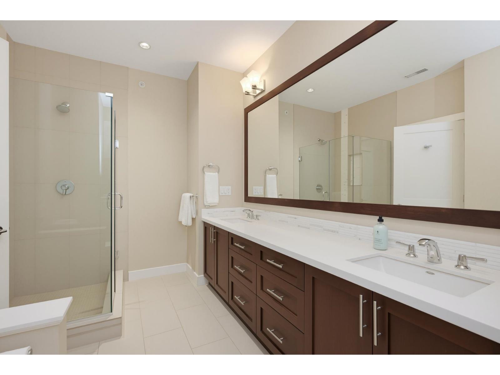 104 21707 88 AVENUE, Langley