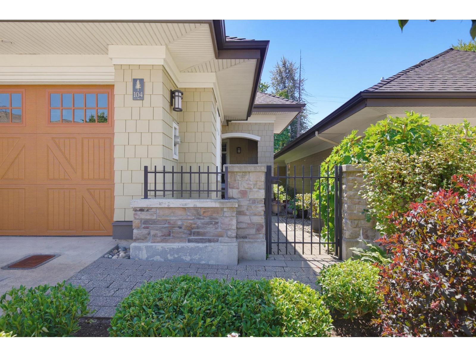 104 21707 88 AVENUE, Langley