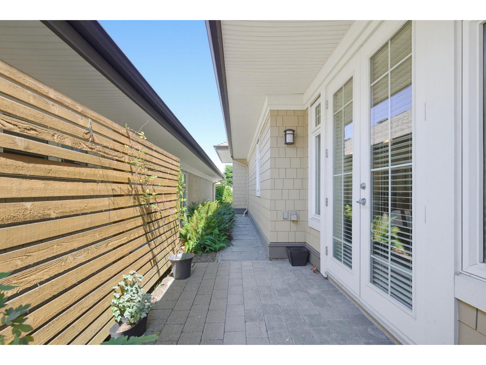 104 21707 88 AVENUE, Langley