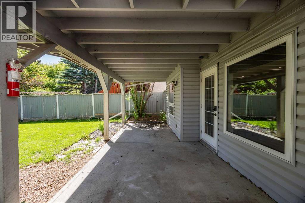 17 Sunset Crescent - Photo 36