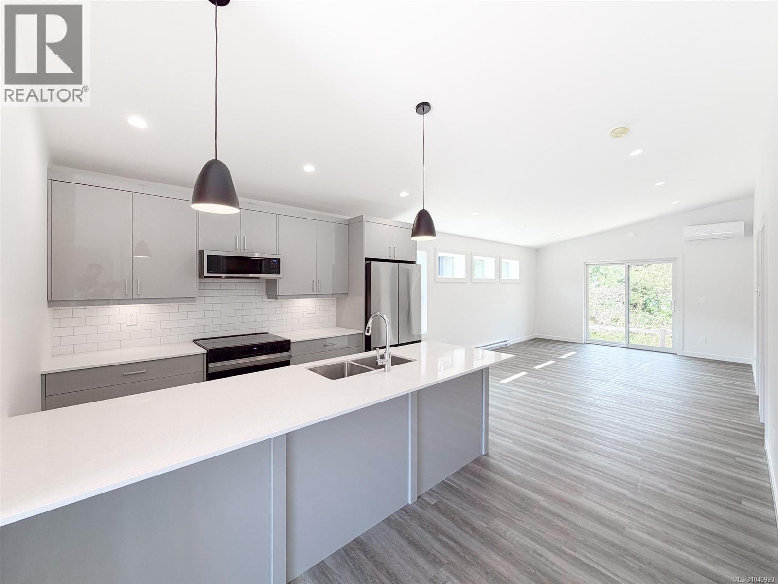 #50 3025 Royston Rd - 11