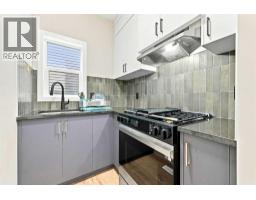 Primary Bedroom - 945 Chinook Winds  Sw, Airdrie, AB T4B5P8 Photo 13