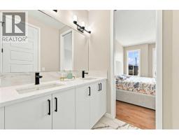 945 Chinook Winds  Sw, Airdrie, AB T4B5P8 Photo 36