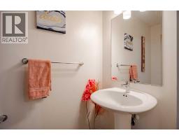 202, 2400 Ravenswood View Se, Airdrie, AB T4A0V7 Photo 11