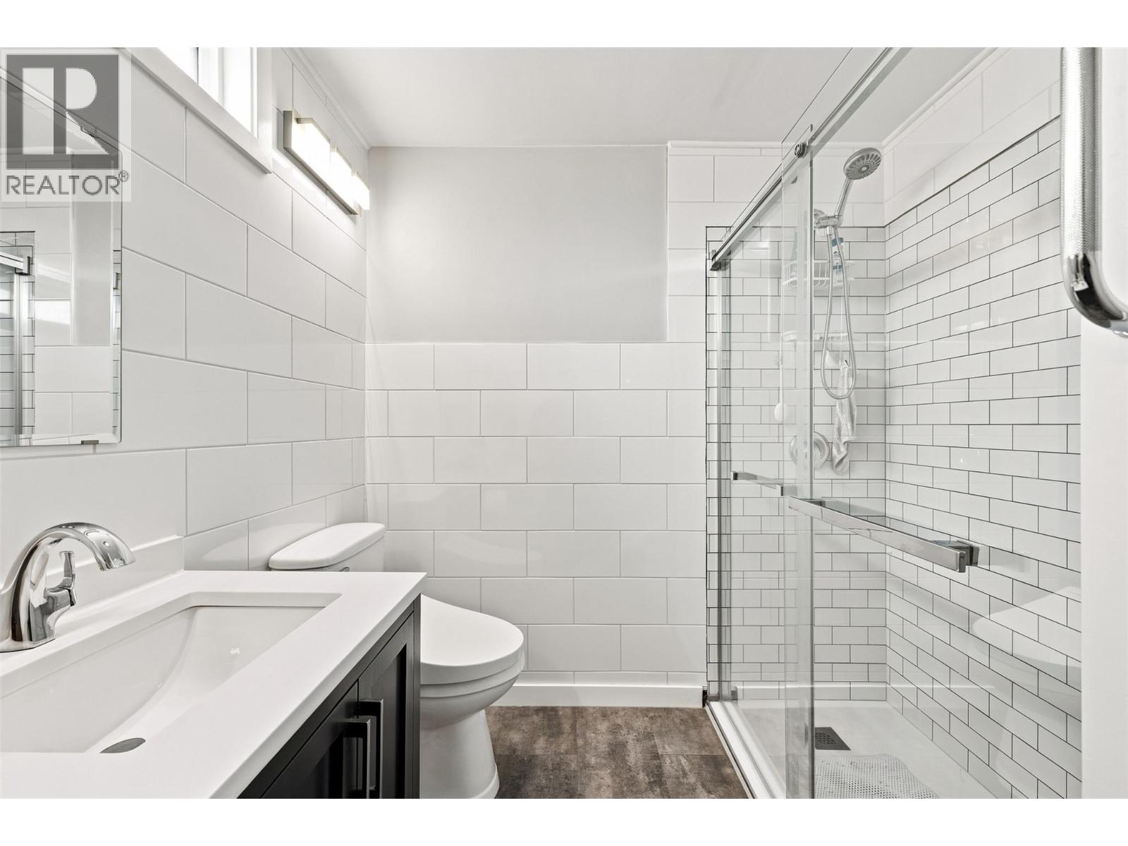 713 Singh Street - Image 36