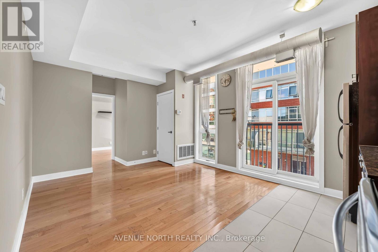 2 Bed, 1 Bath Apartment for Sale in Ottawa – 201 – 360 CUMBERLAND STREET, Ottawa – MLS# X13678622 - Image 10
