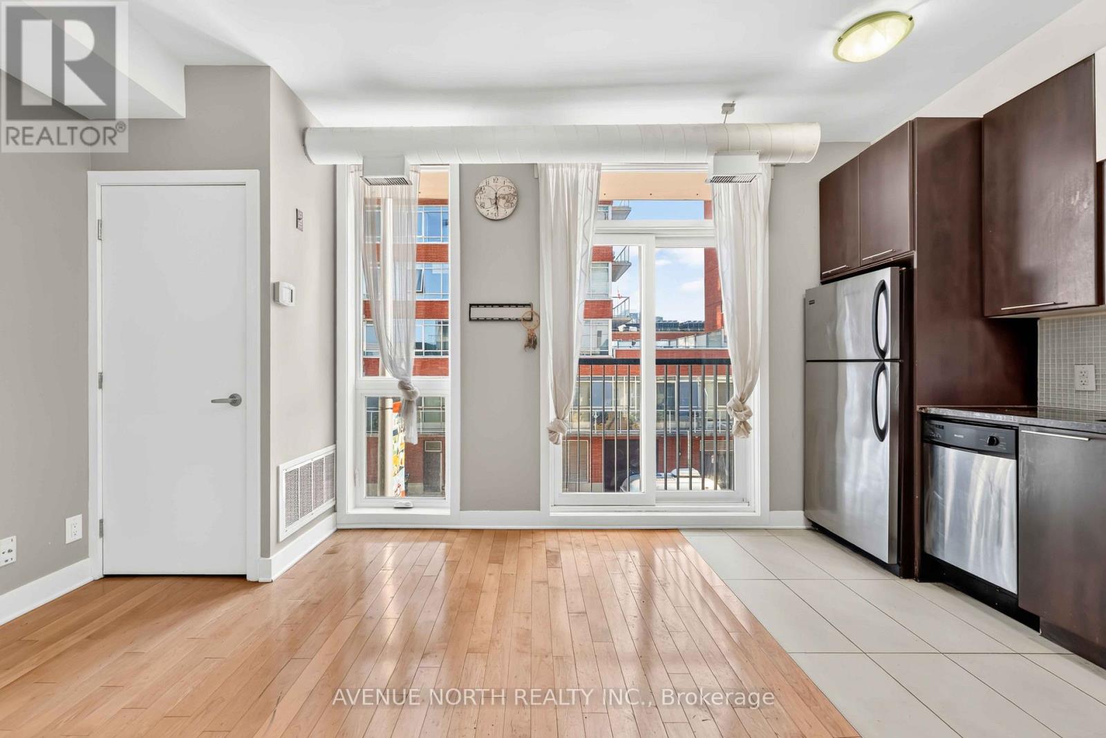 #201 360 CUMBERLAND STREET - 11