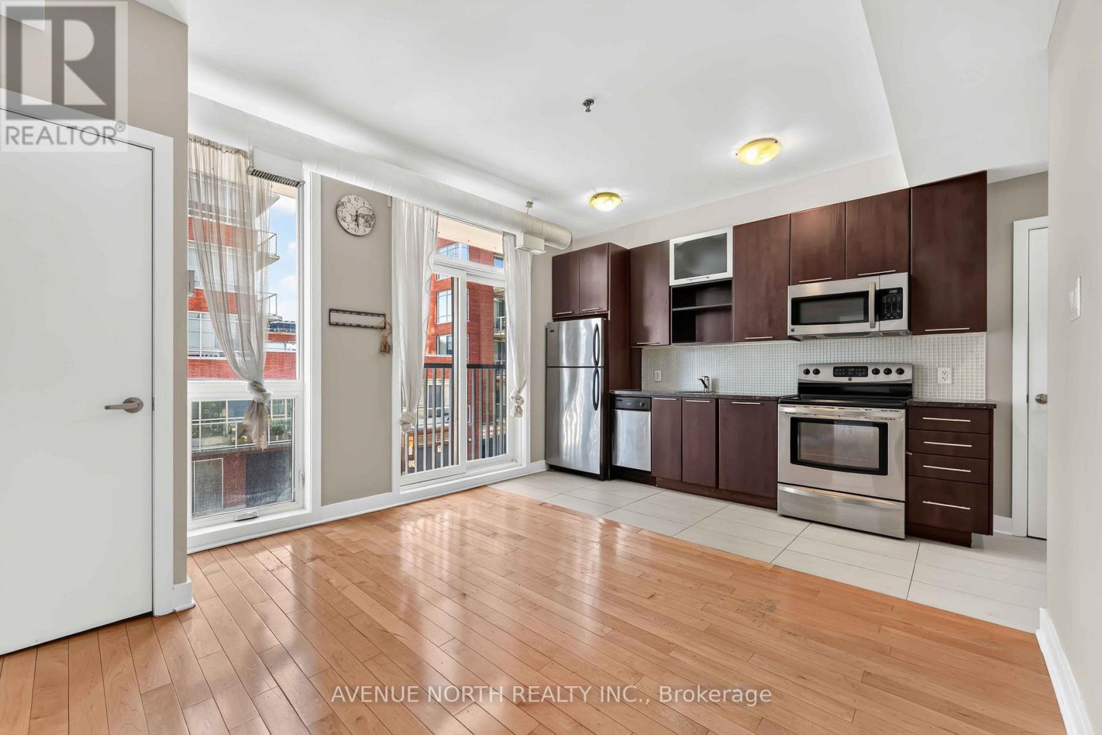 #201 360 CUMBERLAND STREET - 12