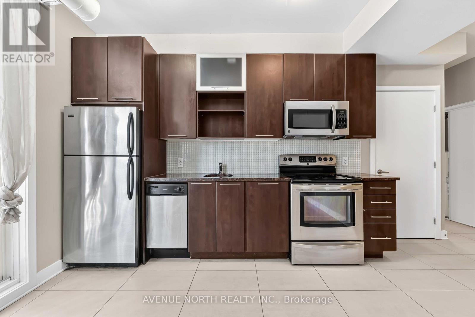 2 Bed, 1 Bath Apartment for Sale in Ottawa – 201 – 360 CUMBERLAND STREET, Ottawa – MLS# X13678622 - Image 14