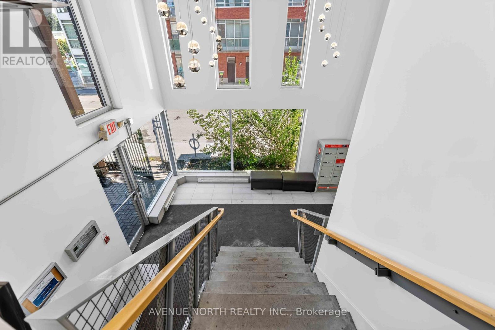 #201 360 CUMBERLAND STREET - 6