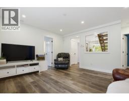 20902 Wicklund Avenue, Maple Ridge, BC V2X8M5 Photo 21
