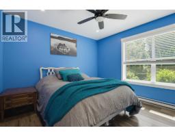 20902 Wicklund Avenue, Maple Ridge, BC V2X8M5 Photo 23