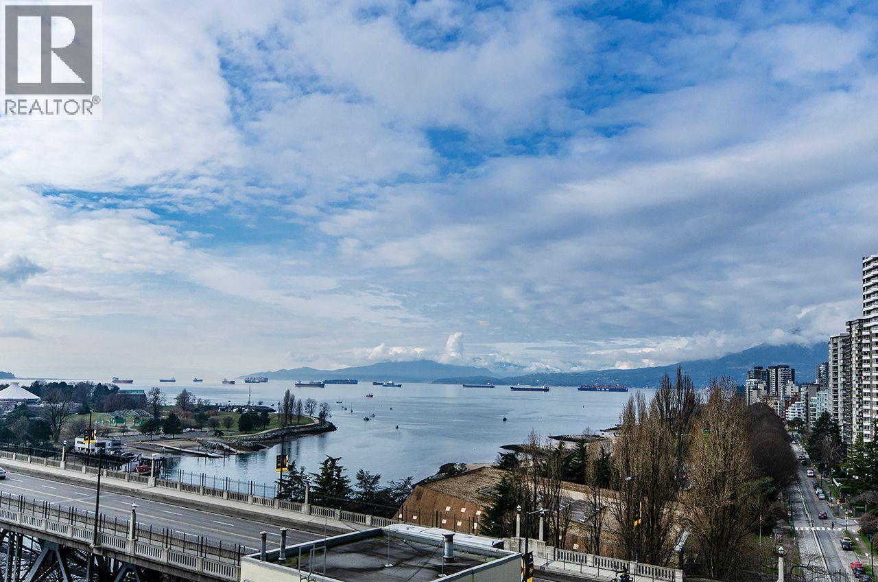 1305 1000 BEACH AVENUE, Vancouver - Image 1