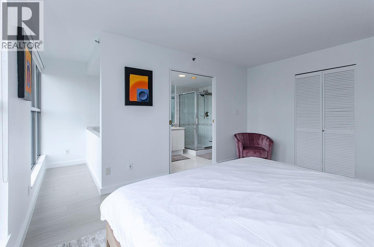1305 1000 BEACH AVENUE, Vancouver - Image 1