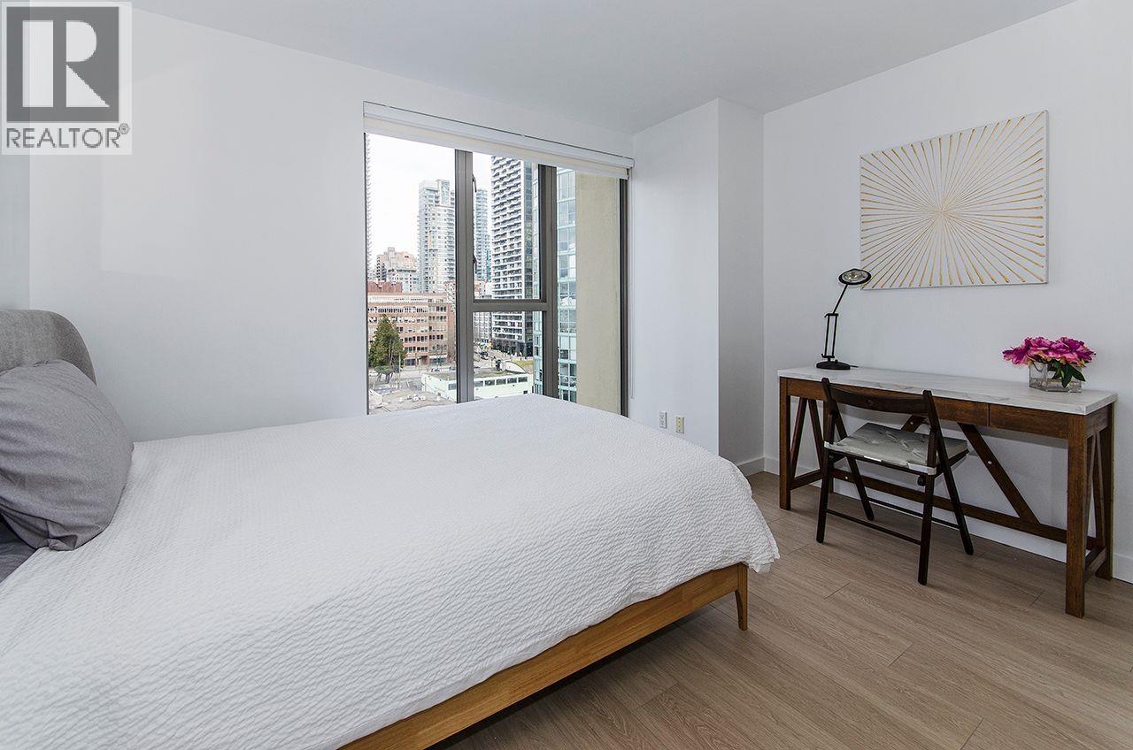 1305 1000 BEACH AVENUE, Vancouver - Image 1