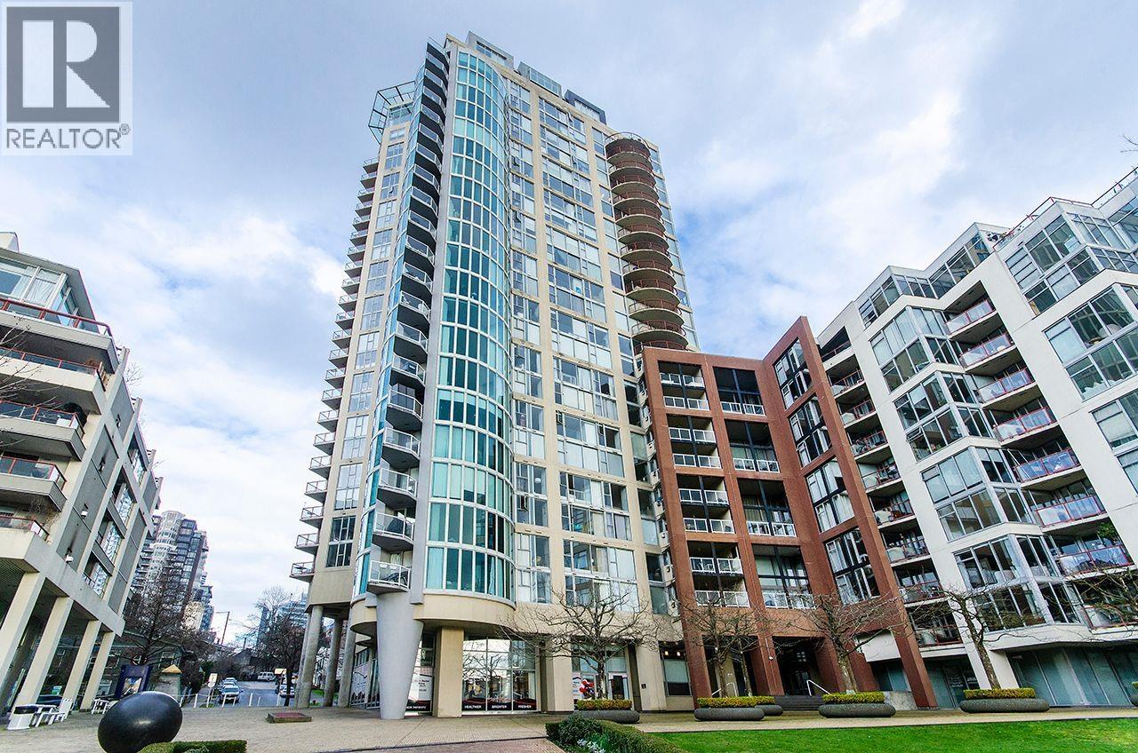 1305 1000 BEACH AVENUE, Vancouver - Image 1