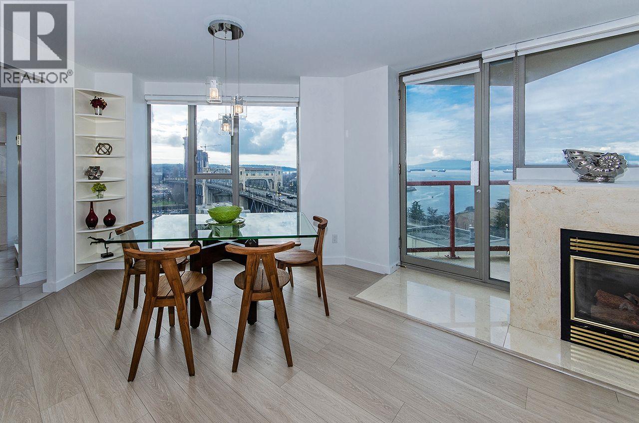 1305 1000 BEACH AVENUE, Vancouver - Image 1