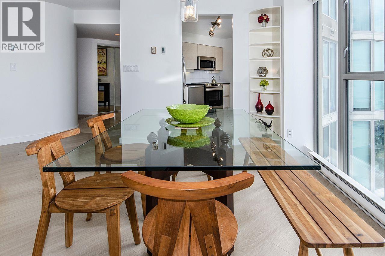 1305 1000 BEACH AVENUE, Vancouver - Image 1