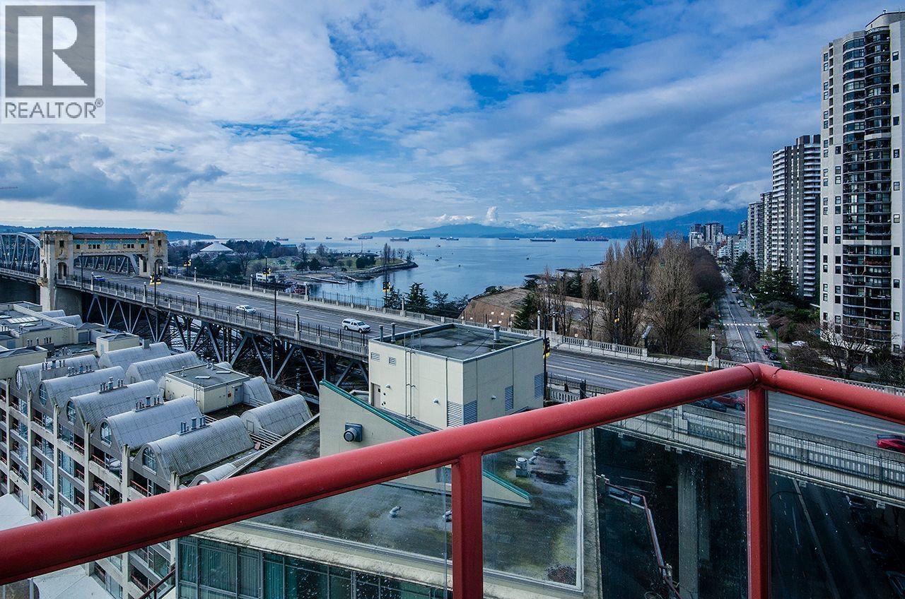 1305 1000 BEACH AVENUE, Vancouver - Image 1