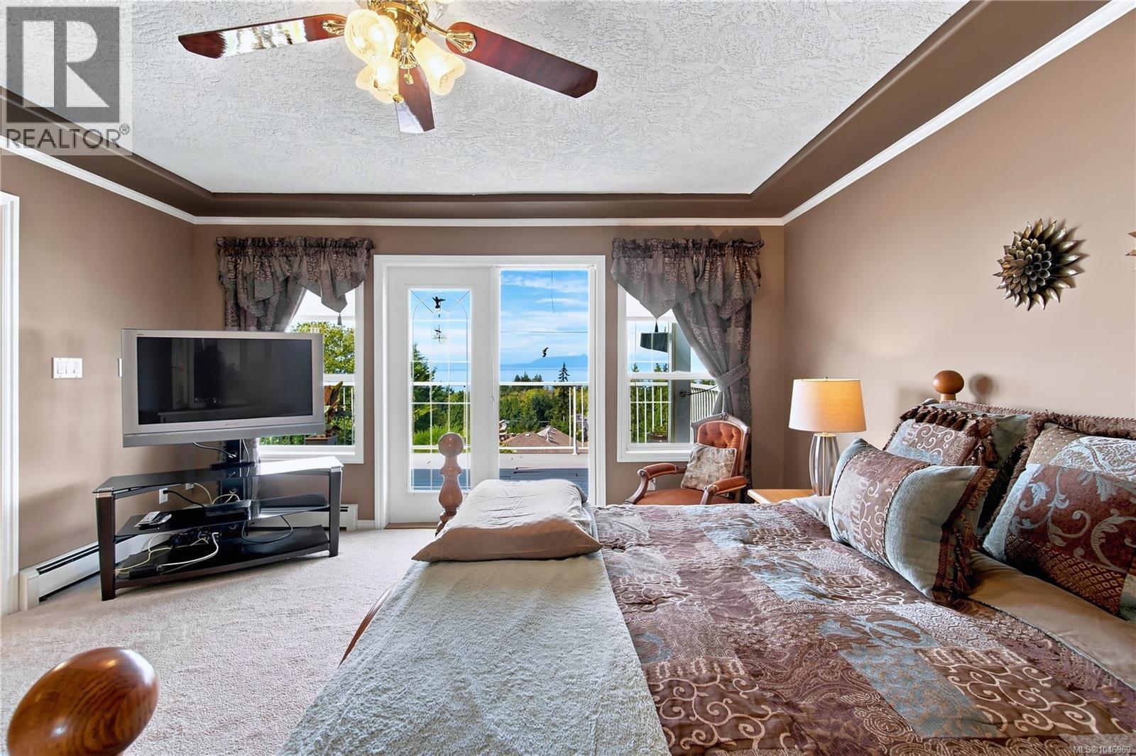 5200 Laguna Way - Image 24