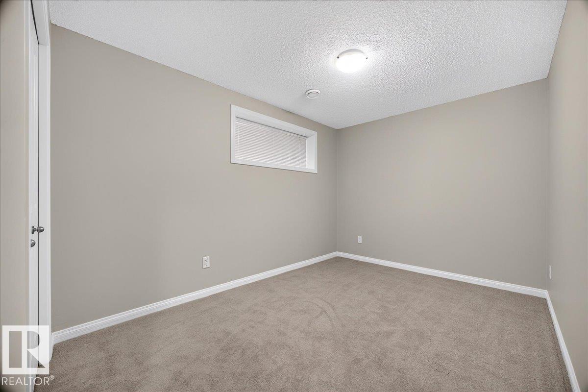 8305 ELLIS Crescent NW - Photo 38