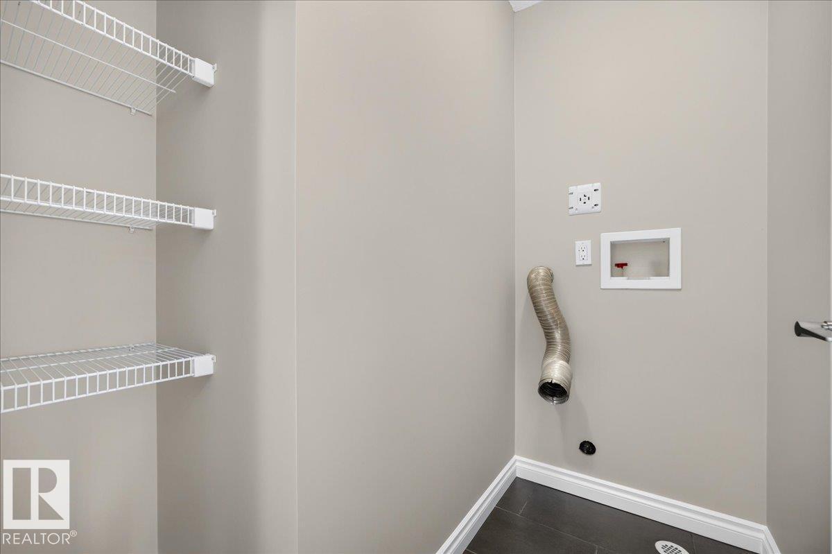 8305 ELLIS Crescent NW - Photo 26