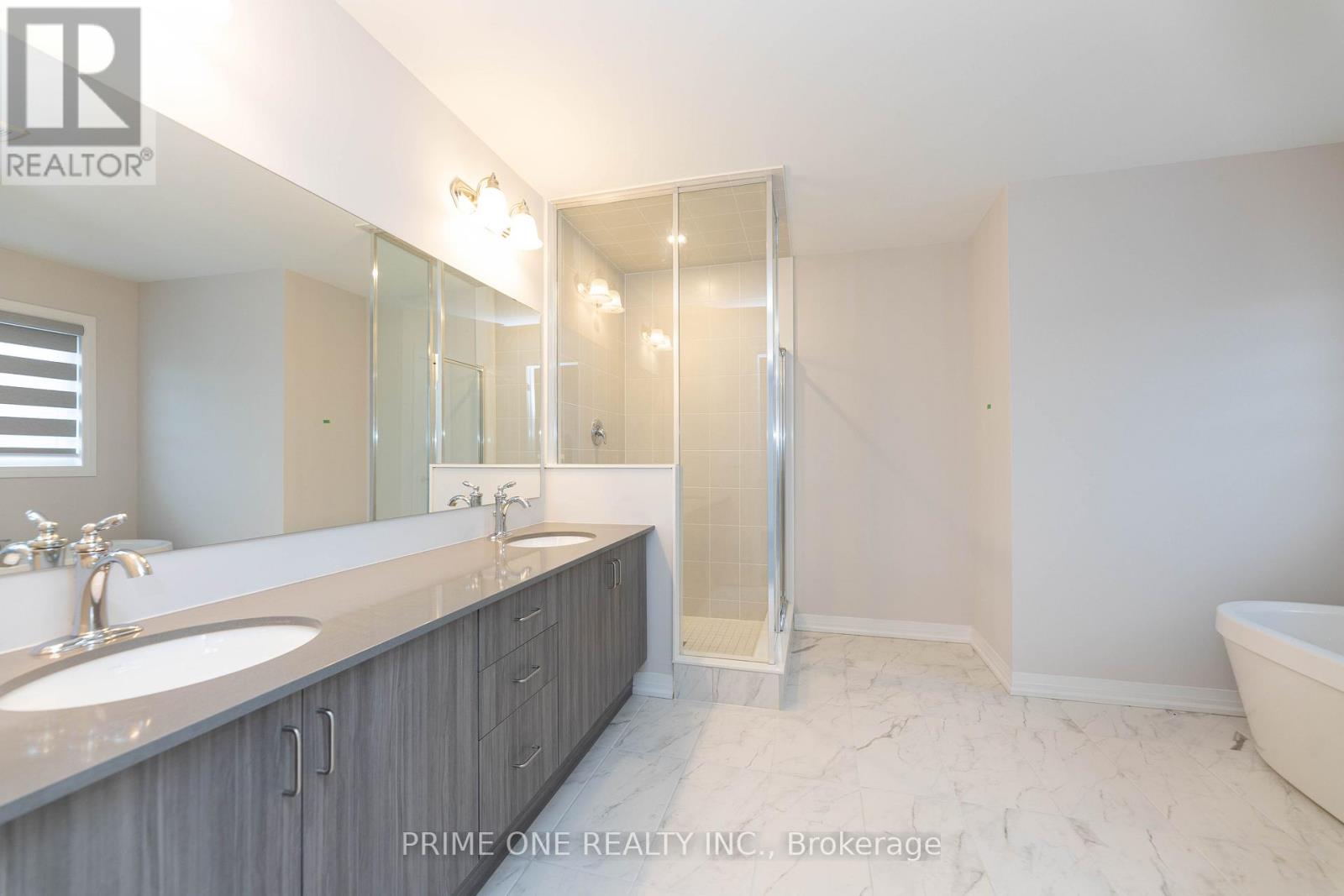 136 BLACKLOCK STREET - 47