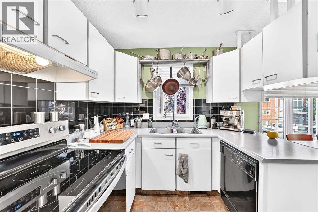 1607 11 Avenue Southwest - Photo 8