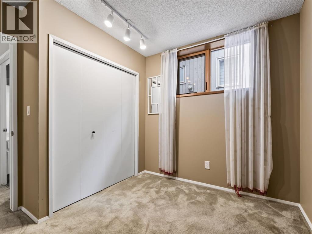 76 Deermoss Crescent Southeast - Photo 37