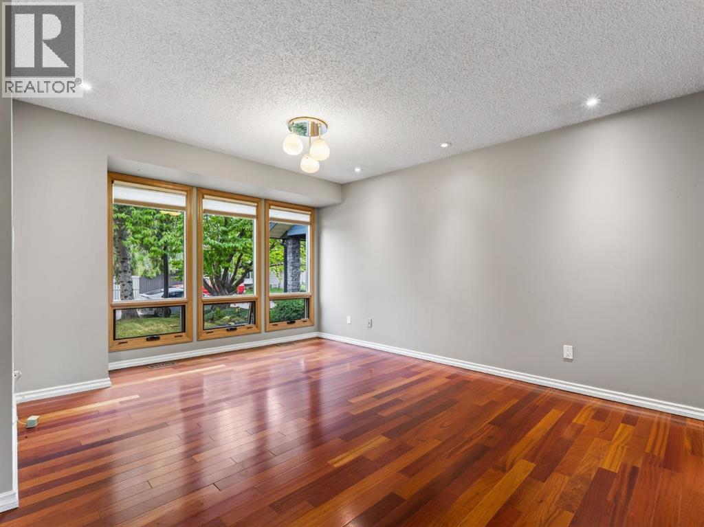 76 Deermoss Crescent Southeast - Photo 9