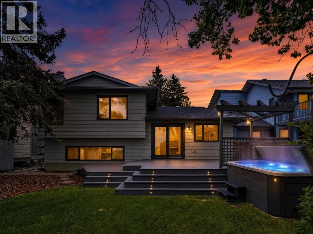 76 Deermoss Crescent Southeast