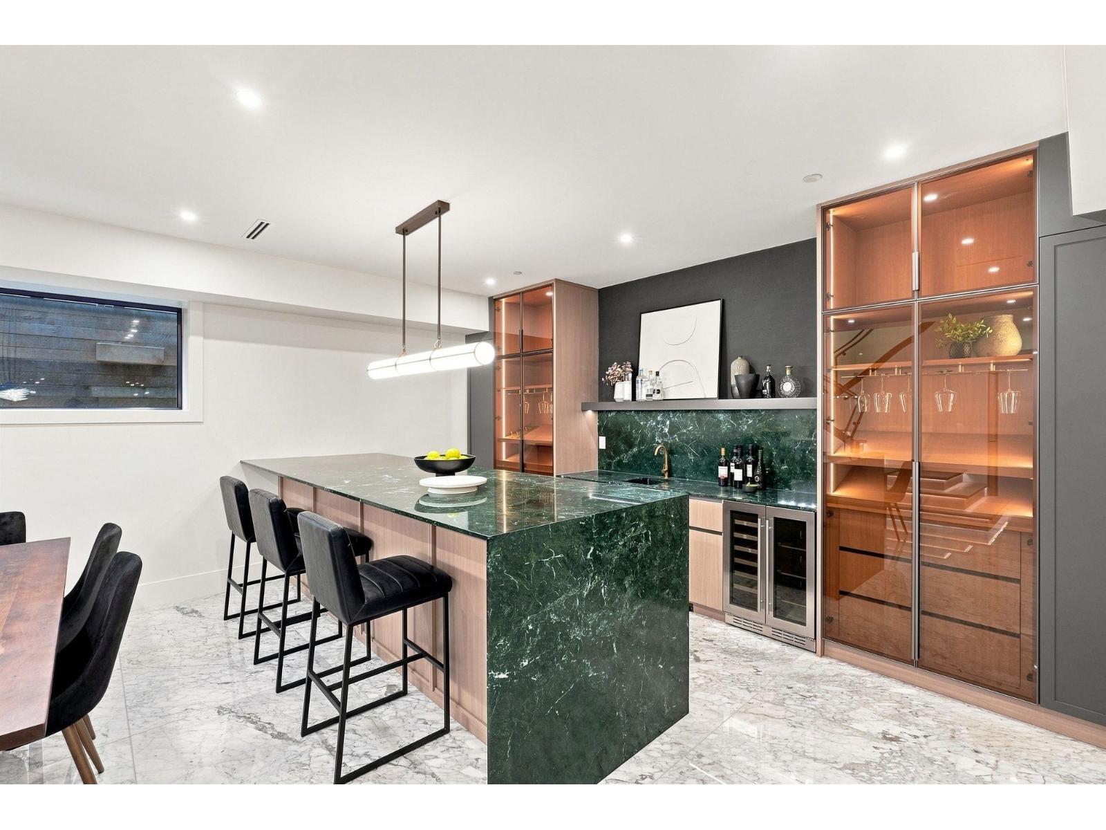 14750 VINE AVENUE, White Rock