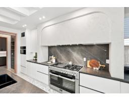 14750 Vine Avenue, White Rock, BC V4B2T1 Photo 14