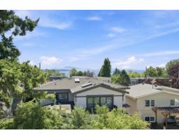 14750 Vine Avenue, White Rock, BC V4B2T1 Photo 33