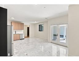 14750 Vine Avenue, White Rock, BC V4B2T1 Photo 38