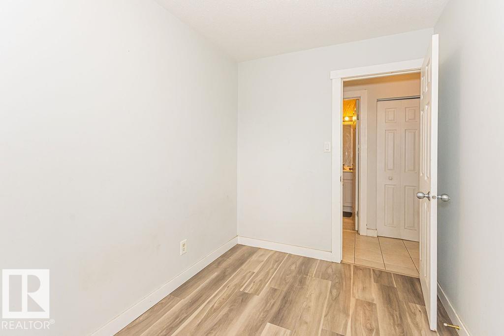 #5 14205 82 ST NW - 13