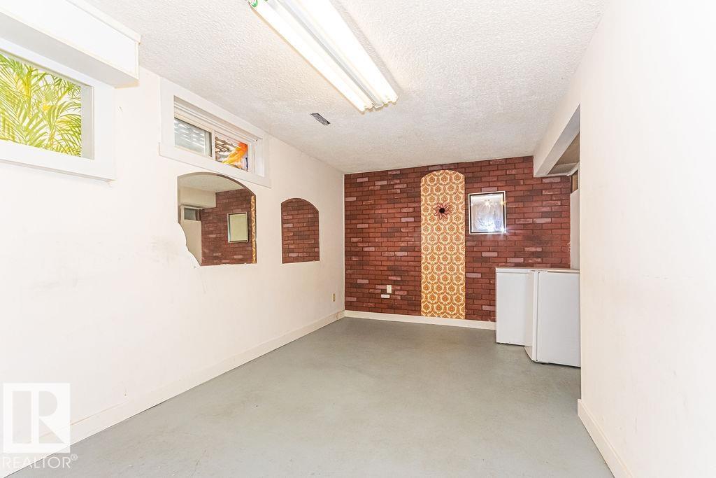 5 14205 82 Street NW - Photo 16