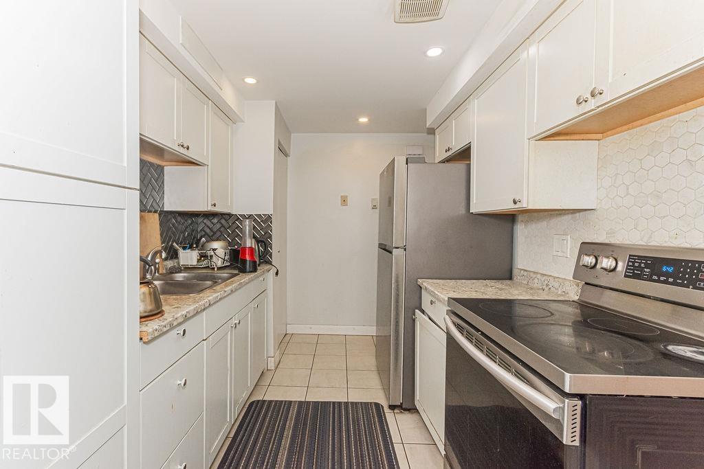#5 14205 82 ST NW - 7