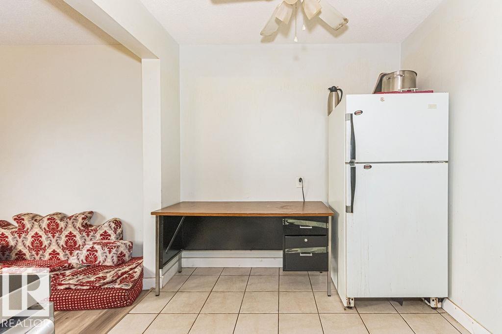 5 14205 82 Street NW - Photo 9