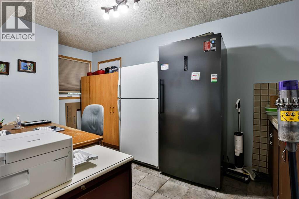 3802 Oak Drive South - Photo 6