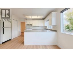 22260 Garratt Drive, Richmond, BC V6V2P6 Photo 13