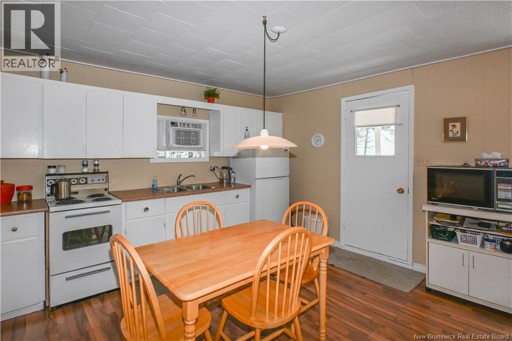 18 Belle Ile en Mer Lane - 13