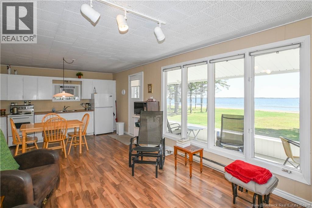 18 Belle Ile en Mer Lane - 17