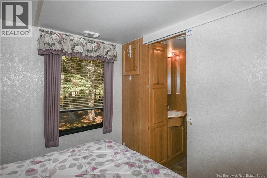 18 Belle Ile en Mer Lane - 32