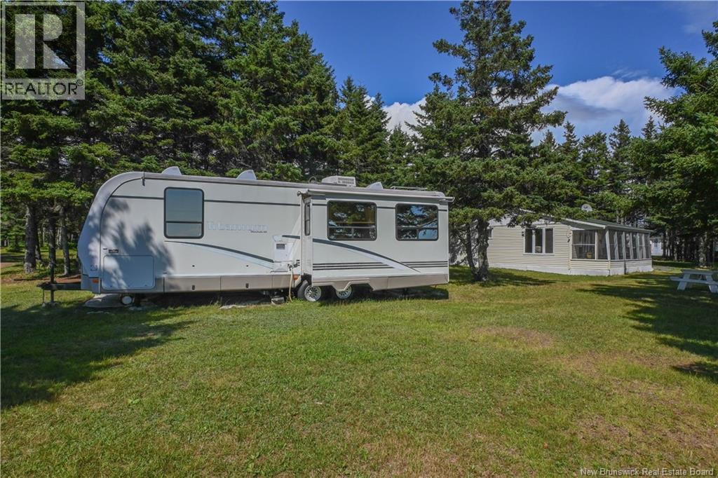 18 Belle Ile en Mer Lane - Image 30