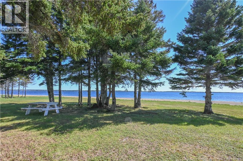 18 Belle Ile en Mer Lane - 27