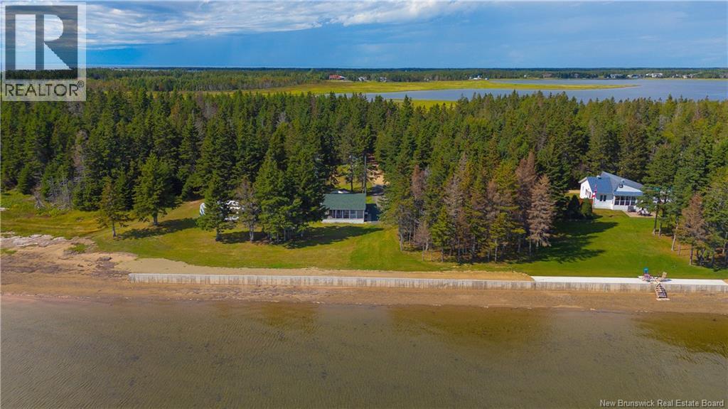 18 Belle Ile en Mer Lane - 44