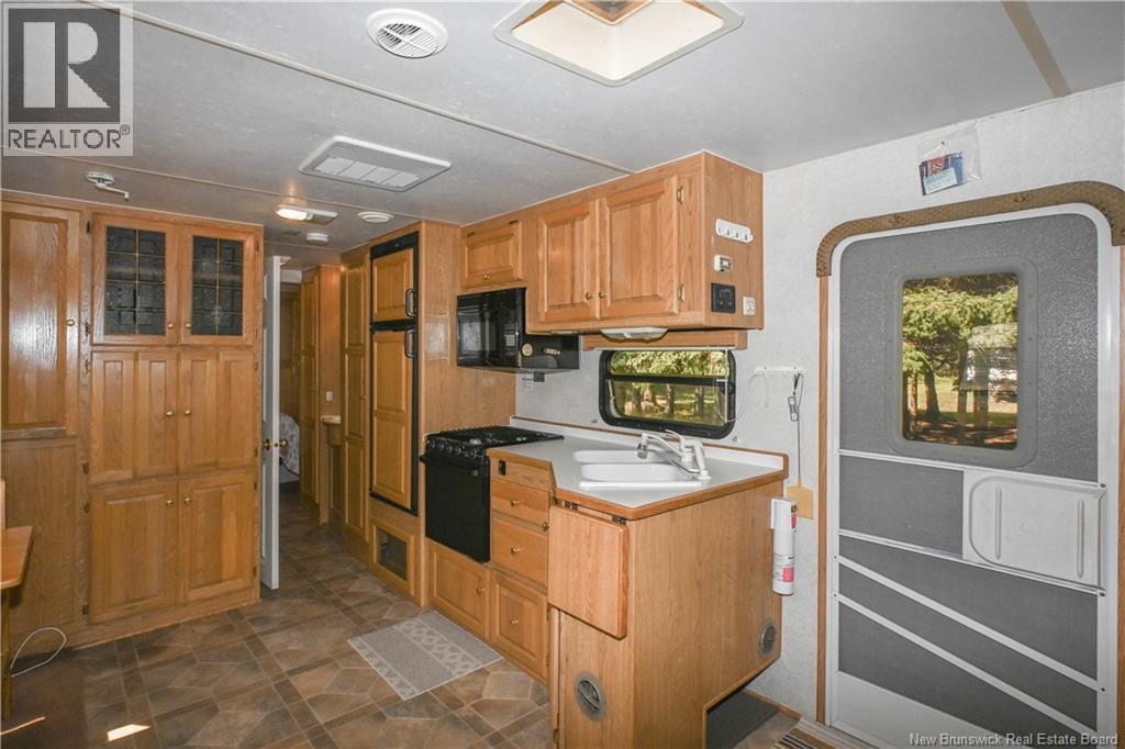 18 Belle Ile en Mer Lane - 38