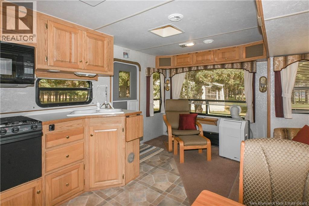 18 Belle Ile en Mer Lane - Image 36